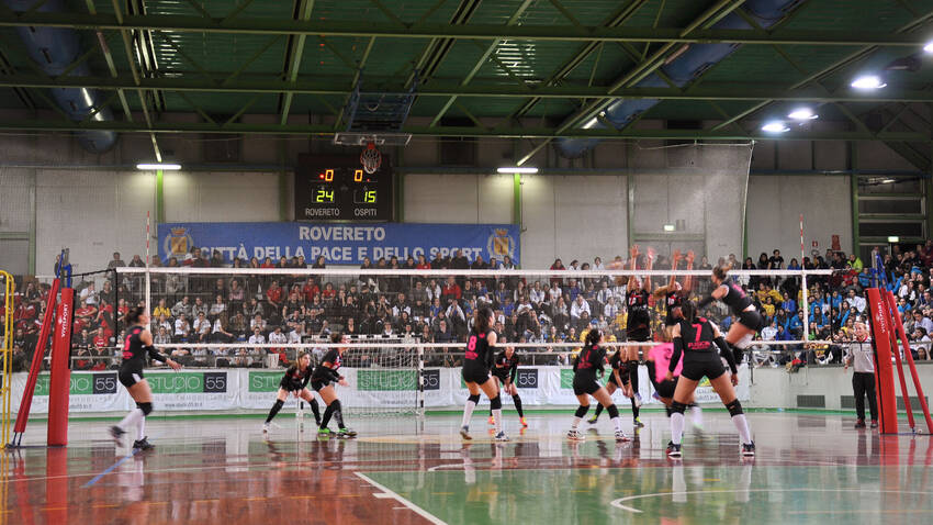 azione di pallavolo