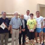 Assessore Previdi e Mario Cossali con i podisti