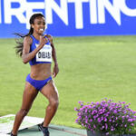 Genzebe Dibaba in fase di gara